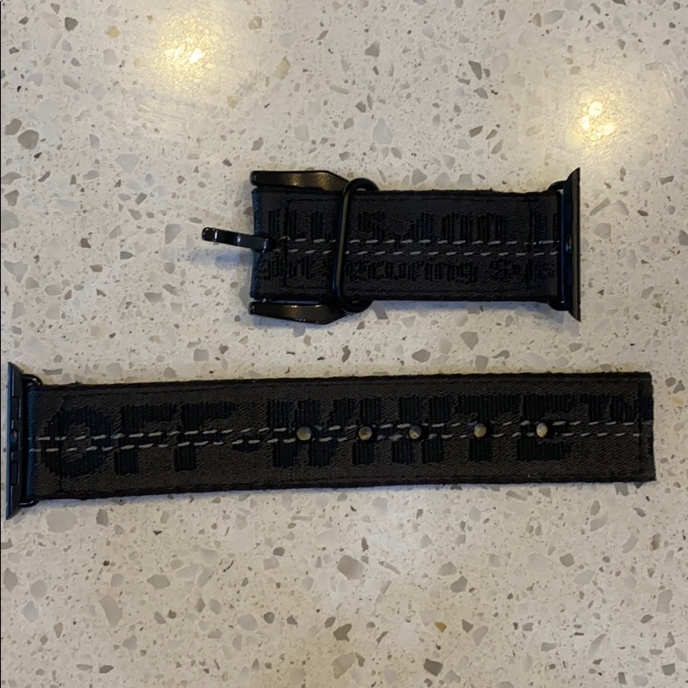 Custom Off White brand Apple Watch band 42/44
